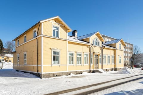 Idyllinen puutaloasunto Apartment in Finland