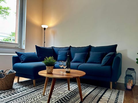 Living room, Bedroom