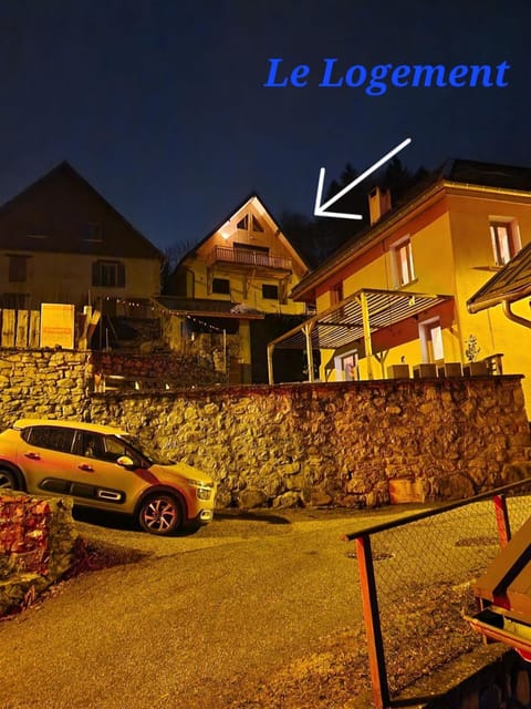 Chalet côté montagne Chalet in Oz