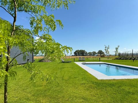 Garden, Swimming pool