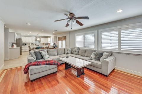 Large Rancho Cucamonga Home 5 Mi to Red Hill Park House in Rancho Cucamonga