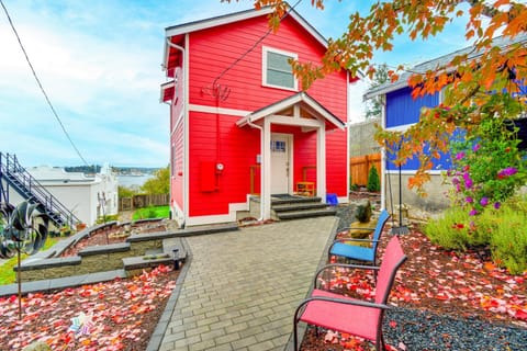 Port Orchard Guest House - Walk to Bay Street! Apartment in Port Orchard