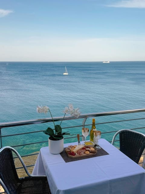 View (from property/room), Balcony/Terrace, Sea view