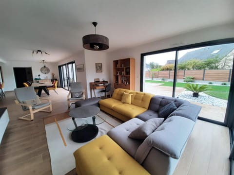 Carpe Diem House in Jullouville