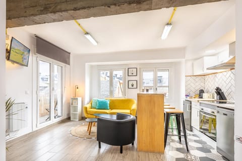 Lounge or bar