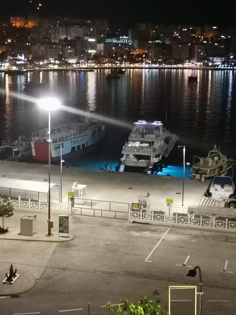 Saranda porti House in Sarandë