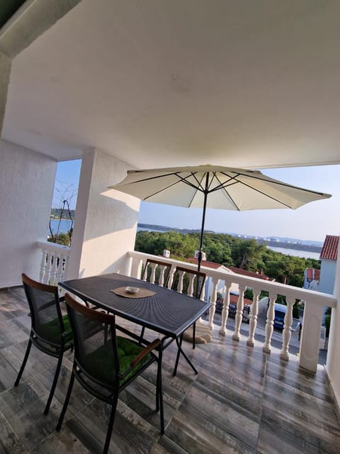Day, View (from property/room), Balcony/Terrace, Seating area