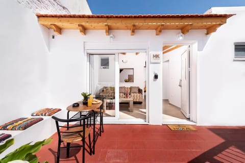 Property building, Patio, Day, View (from property/room), Balcony/Terrace, Balcony/Terrace, Dining area