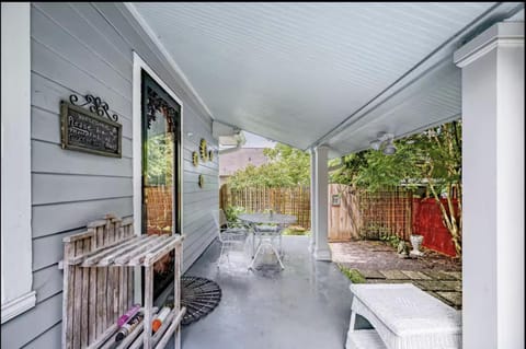 Patio, Facade/entrance, Inner courtyard view
