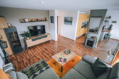 TV and multimedia, Living room, Decorative detail, Decorative detail