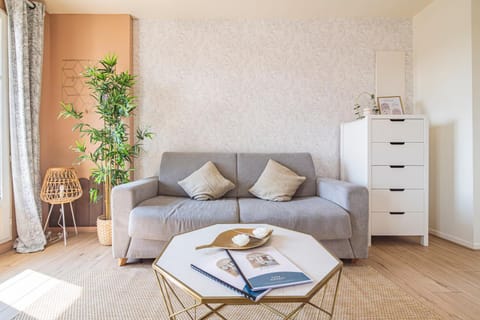 DISNEYLAND - WIFI - PARKING - CENTRE VILLE Apartment in Bailly-Romainvilliers