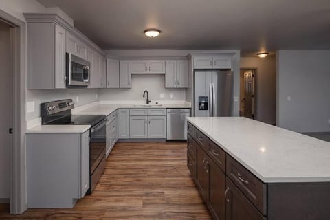 Kitchen or kitchenette, dishwasher, minibar, pet friendly, stove, toaster
