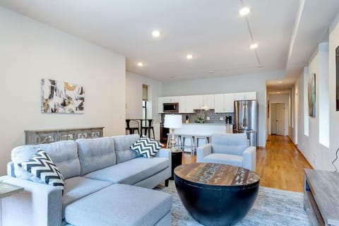 2 Suites 2 Floors in Downtown Chicago Apartment in Chicago