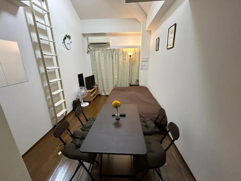 TV and multimedia, Living room, Dining area