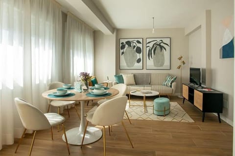 TV and multimedia, Living room, Dining area
