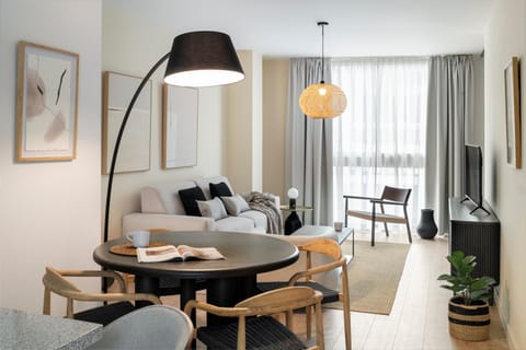 Living room, Photo of the whole room, Seating area, Dining area