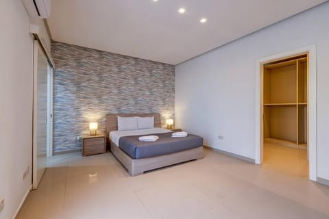 Stunning 3BED with views Mellieha by Homely Apartment in Malta