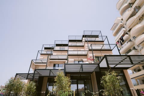 Property building, Day