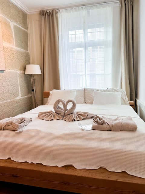 Exklusive Stadtwohnung mit Innenhofterrasse, Pool und Sauna Apartment in City of Bern