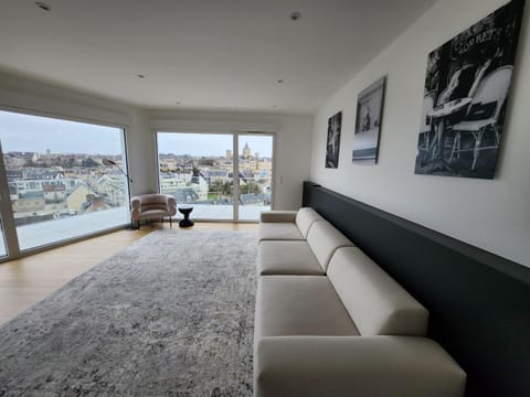 Living room, City view