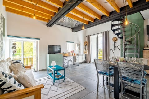 Property building, Living room