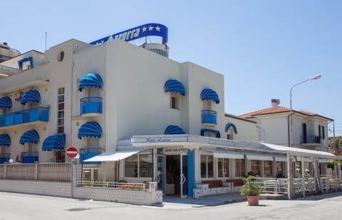 HOTEL AZZURRA Hotel in Senigallia