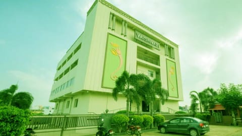Property building, Parking