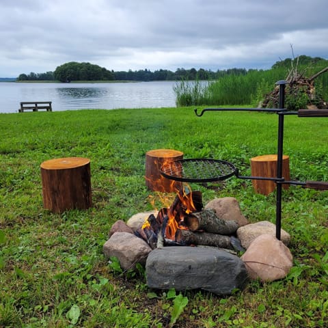 Day, Natural landscape, BBQ facilities, BBQ facilities, Lake view