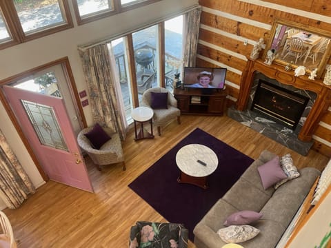 Lil Bit of Heaven House in Pittman Center