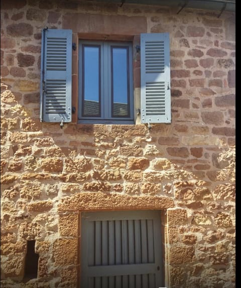 Chez Chacha House in Auvergne-Rhône-Alpes