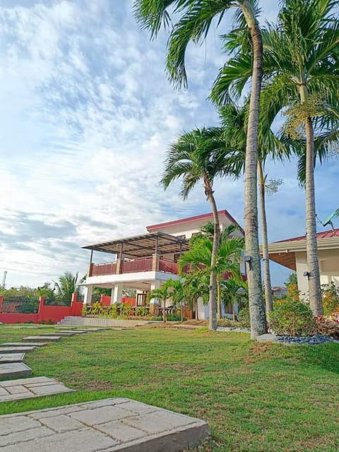 Property building, Day, Garden