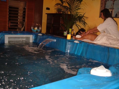 Staff, Hot Tub, Massage, Entertainment