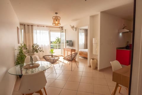 TV and multimedia, Living room, Dining area