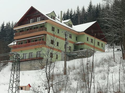 Property building, Winter