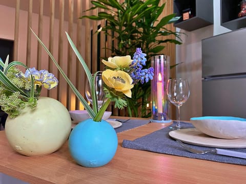 Food and drinks, Dining area
