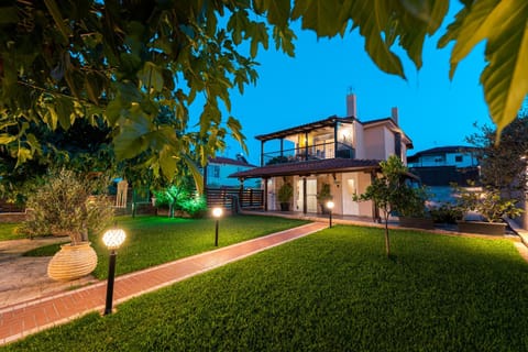 Property building, Garden