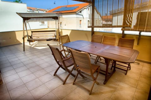 Patio, BBQ facilities, View (from property/room), Balcony/Terrace, Breakfast