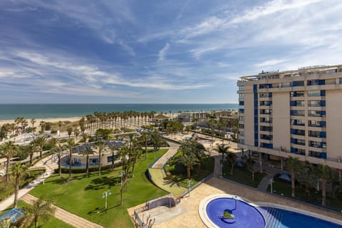 Balcony/Terrace, Sea view, Swimming pool
