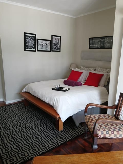 Rusticana Room1 Vacation rental in Cape Town