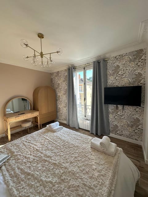 Appartement de luxe Enghien-les-Bains à proximité de la gare Apartment in Île-de-France