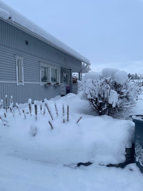 Cozy home near ski centre and golf course, room upstairs Vacation rental in Rovaniemi