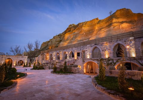 Property building, Night