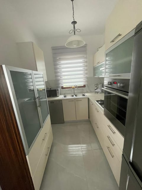 Kitchen or kitchenette, dishwasher, pet friendly, stove