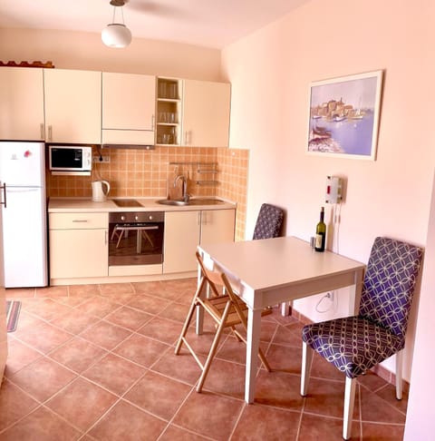 Sunshine house Apartment in Dubrovnik-Neretva County