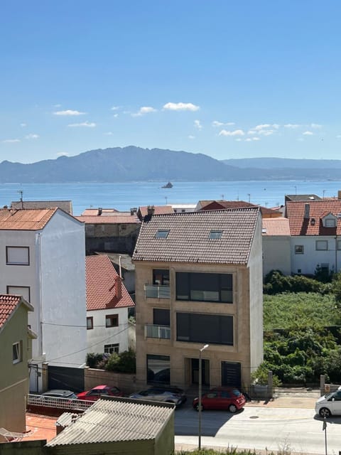 Day, Neighbourhood, Natural landscape, City view, Mountain view, Sea view