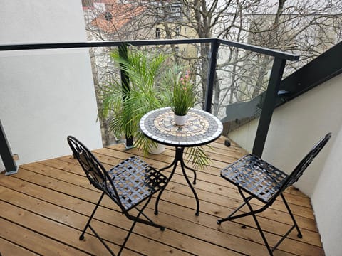 Balcony/Terrace, Balcony/Terrace