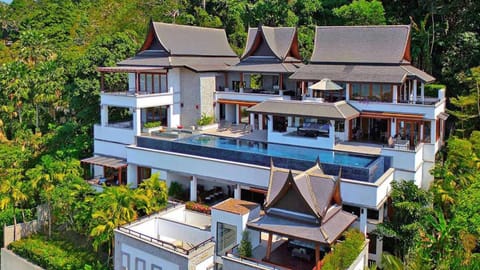 Property building, Pool view, Sea view, Swimming pool