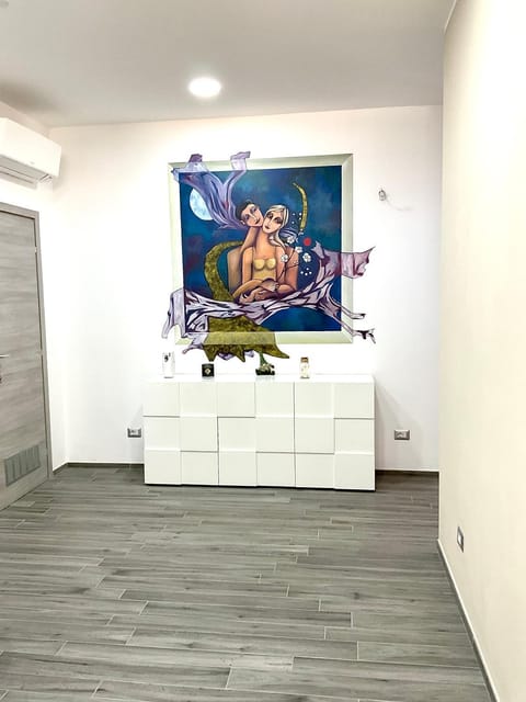 Lobby or reception, Decorative detail