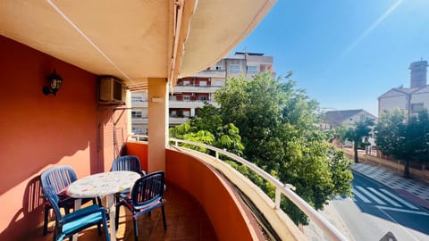 Day, View (from property/room), Balcony/Terrace, Dining area