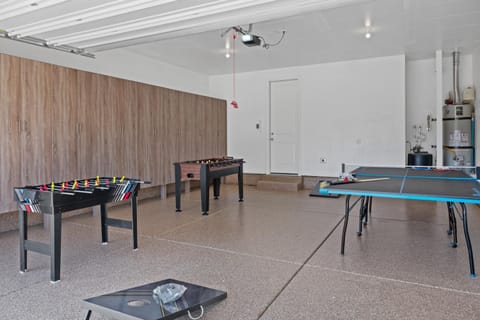 Crown Point home House in Washington